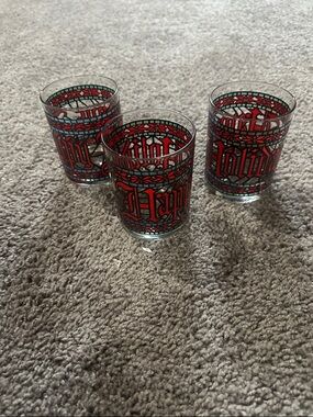 Vintage Happy Holiday Glasses Set of 3